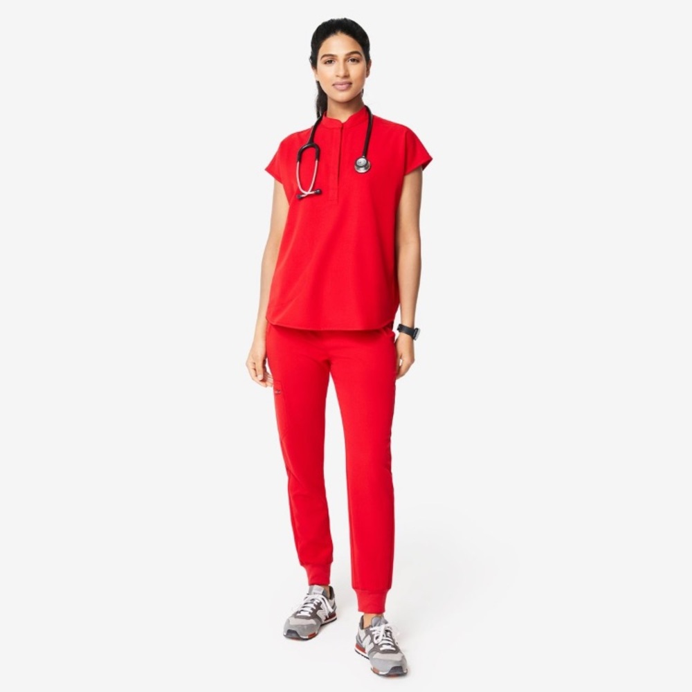 Figs red Zamora joggers